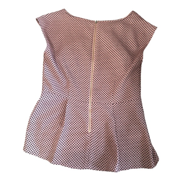 Ann Taylor short sleeve blouse, size 0. - Picture 2 of 4